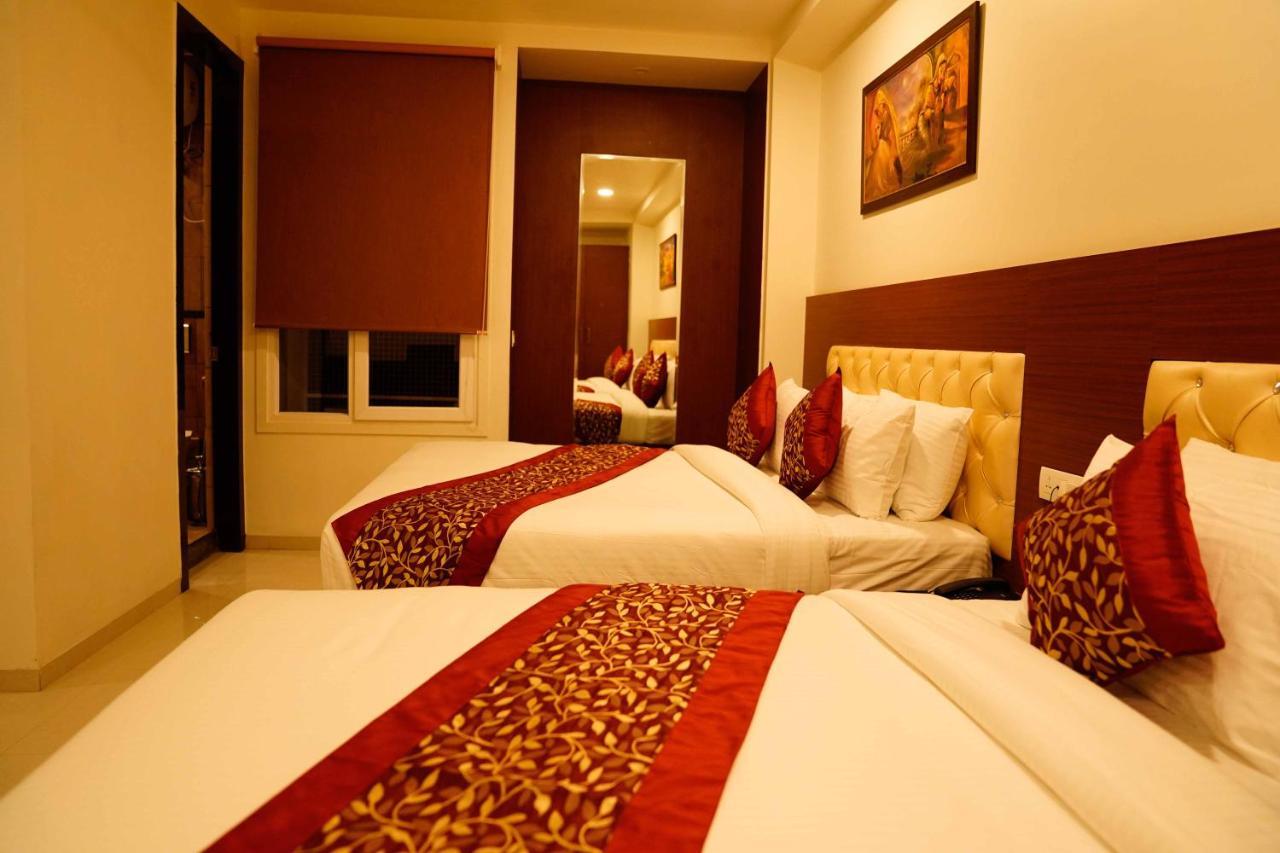 The Amer Valley Hotel Jaipur Exterior foto
